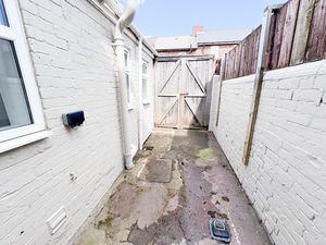 Photo 6- click for photo gallery